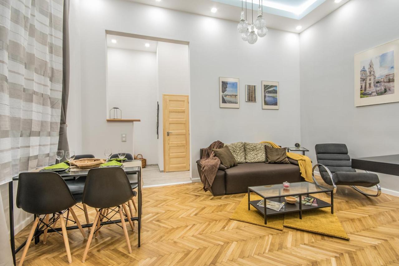 Semmihome Budapest Semmelweis Street Εξωτερικό φωτογραφία